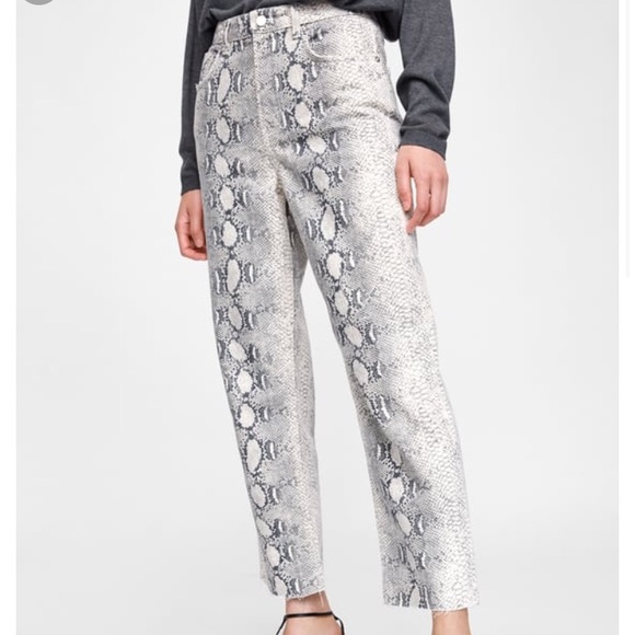 Zara Premium Cropped Snake Print Jeans - Picture 3 of 8